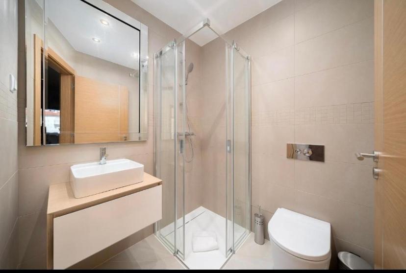 Modern Lagos Accomodation Rooms Экстерьер фото